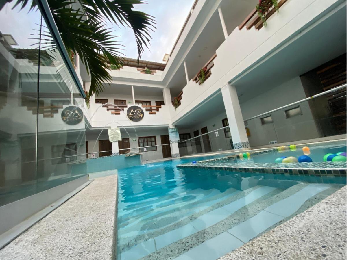 Hotel On The Rock Minca Exterior foto
