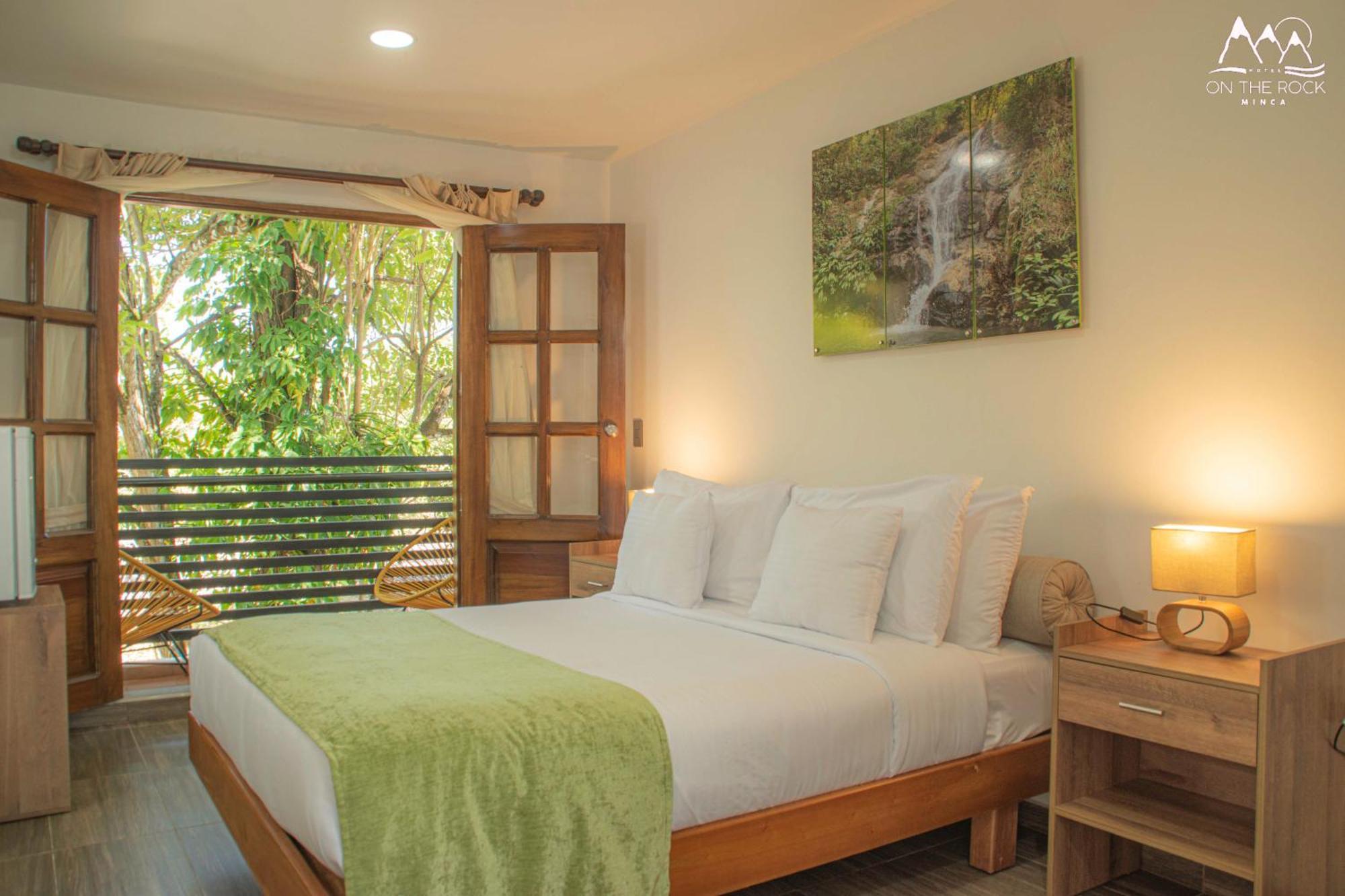 Hotel On The Rock Minca Exterior foto